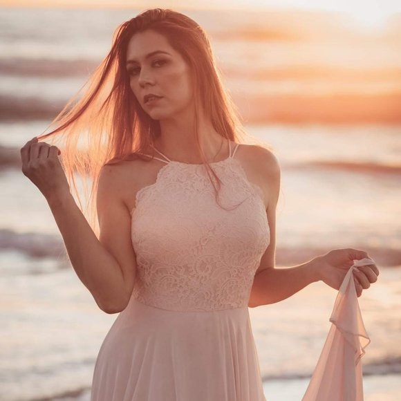 Meet your Posher, Amber - Picture 2 of 2